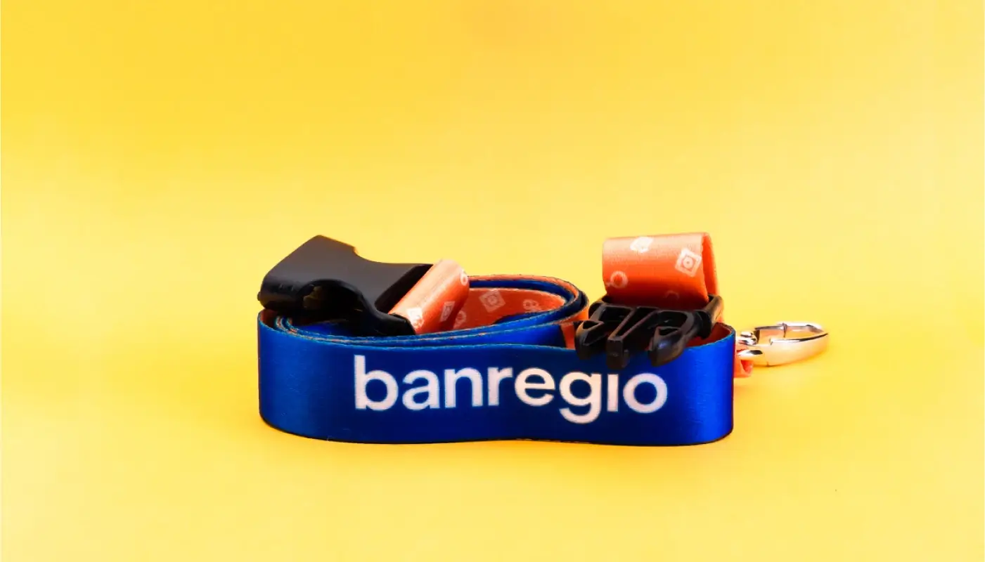 lanyards-06 (1)